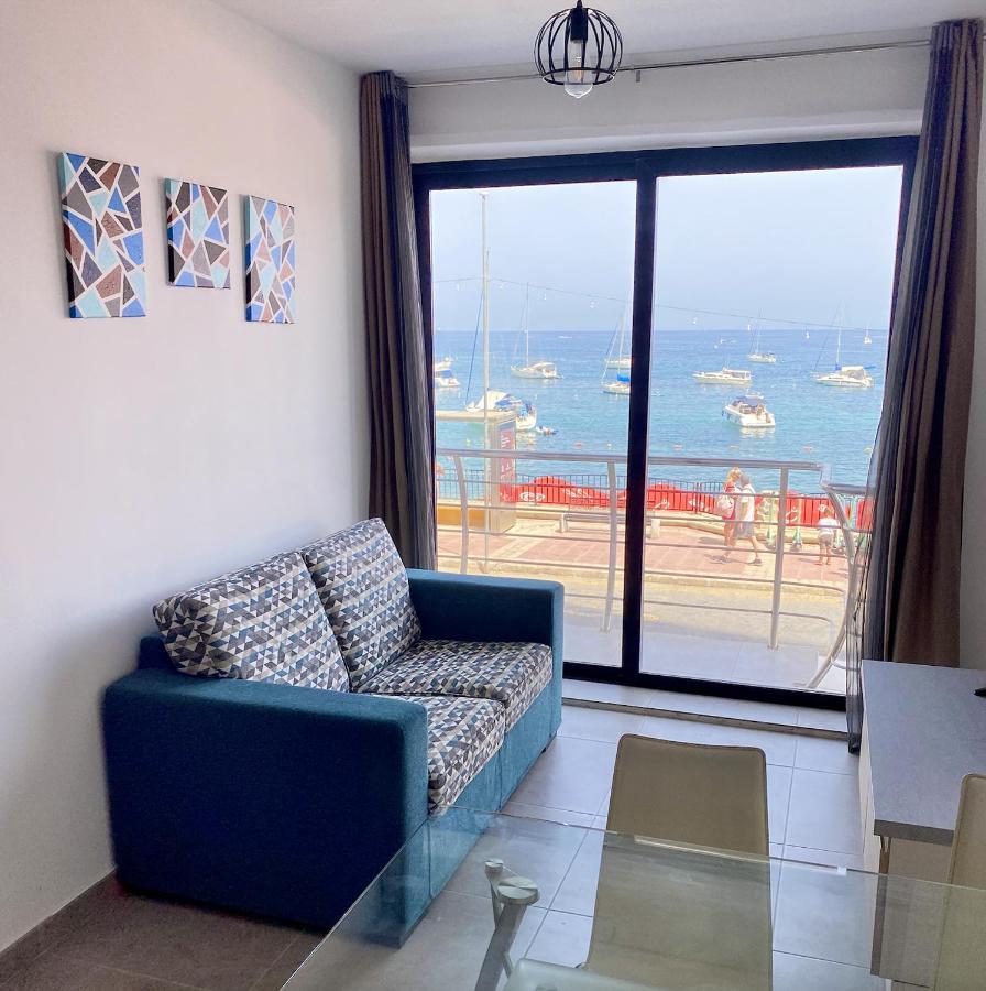 F1 1 Lovely Room, Bathroom And Living Shared Saint Julian's Екстериор снимка
